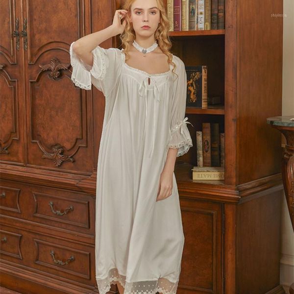 breast-feeding nightgown white princess pregnant woman sleepwear1, Black;red
breast-feeding nightgown white princess pregnant woman sleepwear1, Black;red