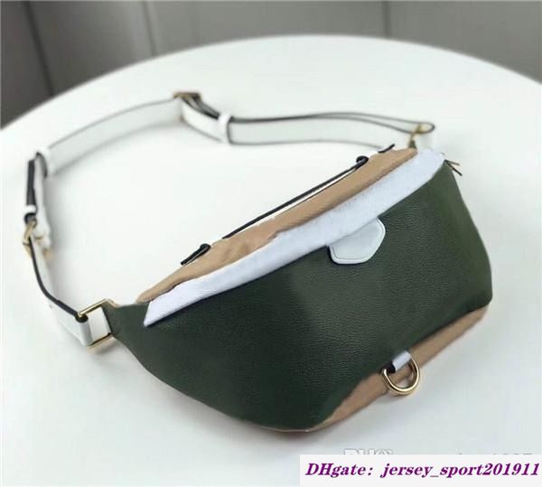 new classic deluxe matching green large print leather waist bag handbag 44575 size 37cm 17cm 13cm
new classic deluxe matching green large print leather waist bag handbag 44575 size 37cm 17cm 13cm