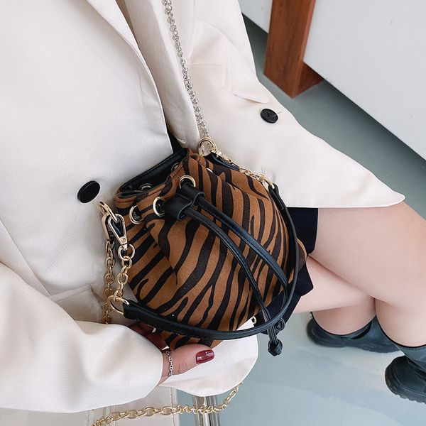 animal pattern small pu leather bucket bags for women 2020 trend hand bag women's trending chain crossbody shoulder handbags c1019
animal pattern small pu leather bucket bags for women 2020 trend hand bag women's trending chain crossbody shoulder handbags c1019