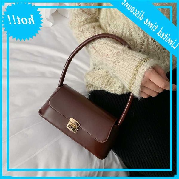 new 2019 korean versatile autumn and winter women's in super fire one shoulder small square bag
new 2019 korean versatile autumn and winter women's in super fire one shoulder small square bag