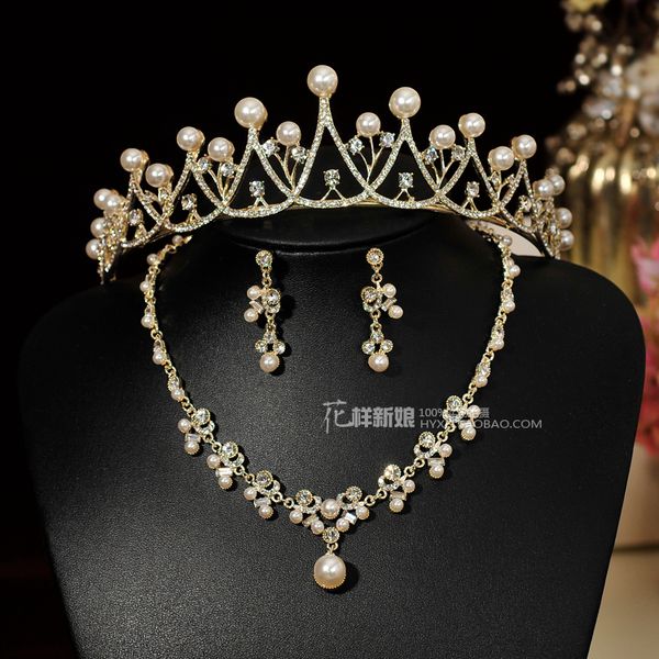 korean bridal crown, headdress, pearl three piece suit, dress, hair ornament, necklace, earrings, light gold wedding dress, Silver
korean bridal crown, headdress, pearl three piece suit, dress, hair ornament, necklace, earrings, light gold wedding dress, Silver