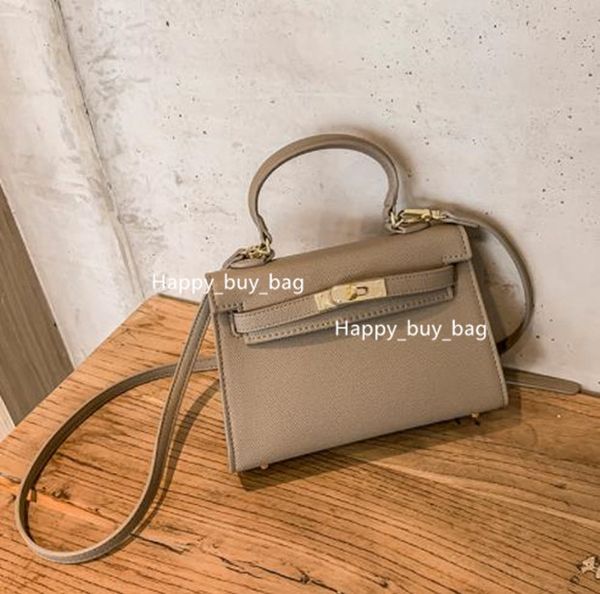 ladies quality 2021 bags classical female designers fashion luxury handbags silver hardwar shoulder ba handbag q016
ladies quality 2021 bags classical female designers fashion luxury handbags silver hardwar shoulder ba handbag q016