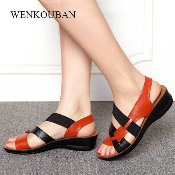 plus size genuine leather sandals women gladiator sandals summer flat sandalias platform ladies casual shoes zapatos mujer y200405, Black
plus size genuine leather sandals women gladiator sandals summer flat sandalias platform ladies casual shoes zapatos mujer y200405, Black