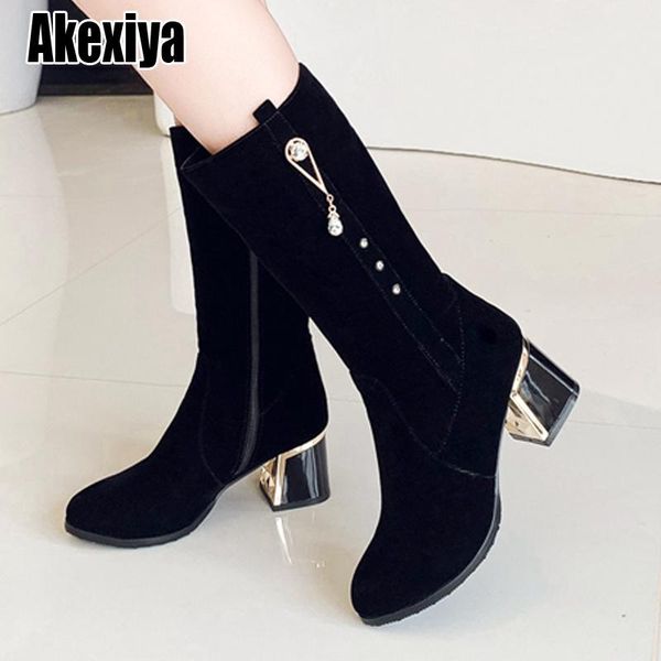 2020 new fashion rhinestone women snow boots suede autumn winter boots warm women shoes p474, Black
2020 new fashion rhinestone women snow boots suede autumn winter boots warm women shoes p474, Black