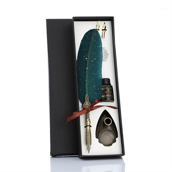 1 set retro classic texture practical calligraphy feather dip pen quill fountain writing portable durable wedding gifts box1
1 set retro classic texture practical calligraphy feather dip pen quill fountain writing portable durable wedding gifts box1