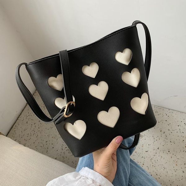 one-shoulder slung women's bag 2020 love versatile texture messenger bag foreign fashion bucket
one-shoulder slung women's bag 2020 love versatile texture messenger bag foreign fashion bucket