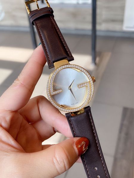 ladies watch fashion luxury quartz watch ladies gift casual watch dress elegant watches designer diamond brand watches 986, Slivery;brown
ladies watch fashion luxury quartz watch ladies gift casual watch dress elegant watches designer diamond brand watches 986, Slivery;brown