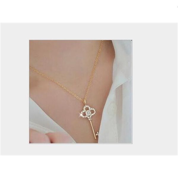 factory6hl7 necklacestt8r hollow key short
factory6hl7 necklacestt8r hollow key short