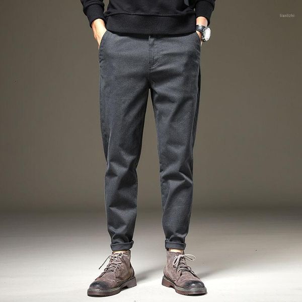 casual pants new korean fashion men's autumn and winter loose and trendy brand versatile straight tube long trousers men1, Black
casual pants new korean fashion men's autumn and winter loose and trendy brand versatile straight tube long trousers men1, Black
