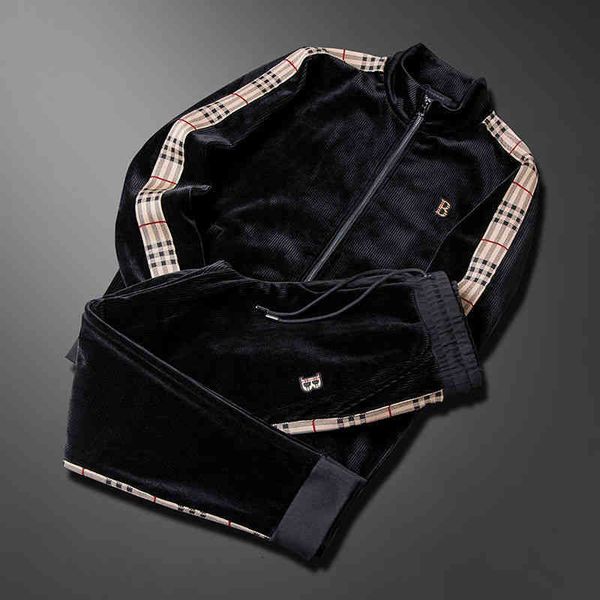 Men's Tracksuits Trendy men's high-end leisure sports sweater set autumn and winter golden velvet personalized British Plaid LYO3, Gray
Men's Tracksuits Trendy men's high-end leisure sports sweater set autumn and winter golden velvet personalized British Plaid LYO3, Gray