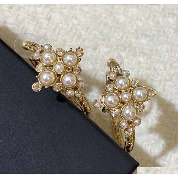 fashion brand have stamps moon designer earrings for lady women party wedding lovers gift engagement luxury jewelry jllcgh dh_garden, Golden;silver 
fashion brand have stamps moon designer earrings for lady women party wedding lovers gift engagement luxury jewelry jllcgh dh_garden, Golden;silver