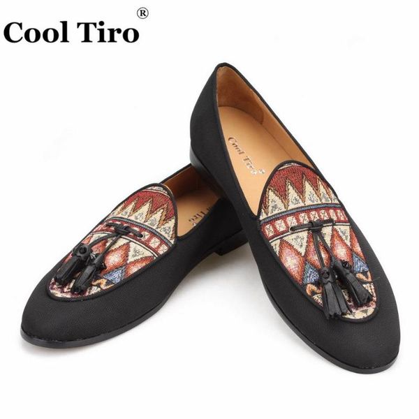 cool tiro tassels belgian loafers men's moccasins slippers wedding dress shoes flats black canvas ethnic printing casual shoes
cool tiro tassels belgian loafers men's moccasins slippers wedding dress shoes flats black canvas ethnic printing casual shoes