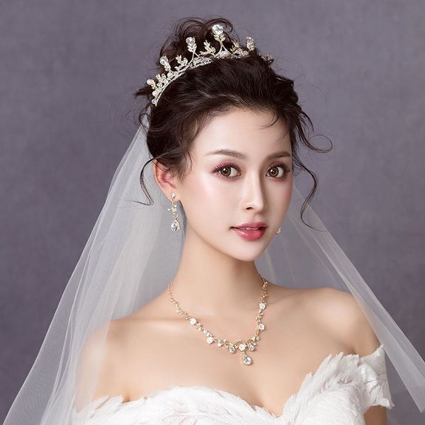 три куска набор невесты чистый красный же стиль морите xianmei головного убора crown белого платье свадебных аксессуаров женщин, Silver
три куска набор невесты чистый красный же стиль морите xianmei головного убора crown белого платье свадебных аксессуаров женщин, Silver