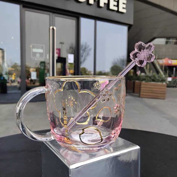 the latest 14oz starbucks glass coffee mug, gold rim embossed cherry blossom style water cup, separate box packaging, support
the latest 14oz starbucks glass coffee mug, gold rim embossed cherry blossom style water cup, separate box packaging, support