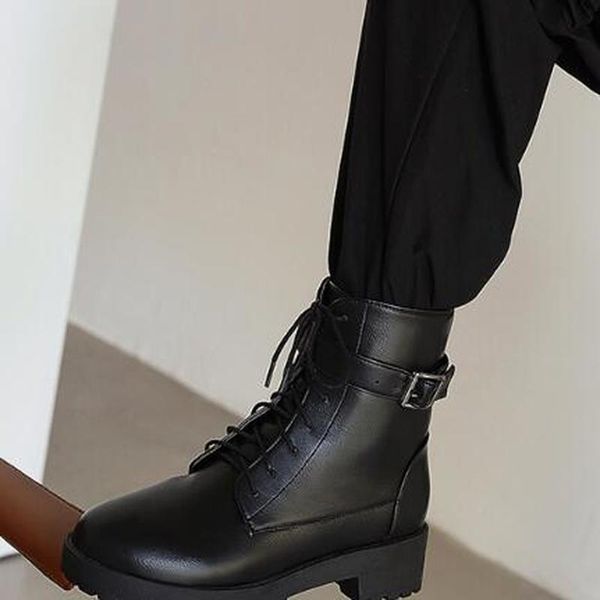women ankle boots gladiator mid heels plus size lace up autumn warm shoes booties vintage pu leather shoe botas mujer d2063, Black
women ankle boots gladiator mid heels plus size lace up autumn warm shoes booties vintage pu leather shoe botas mujer d2063, Black