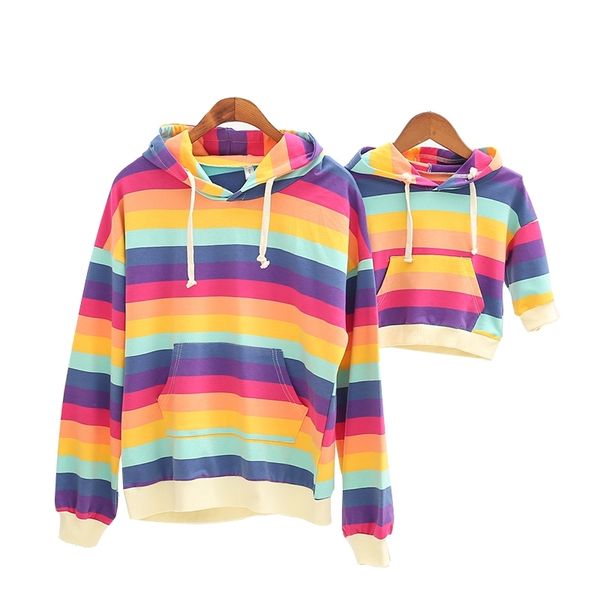 autumn family matching clothes long sleeve rainbow stripe hooded sweater shirts kids outfits mom daughter and son clothing y200713, Blue
autumn family matching clothes long sleeve rainbow stripe hooded sweater shirts kids outfits mom daughter and son clothing y200713, Blue