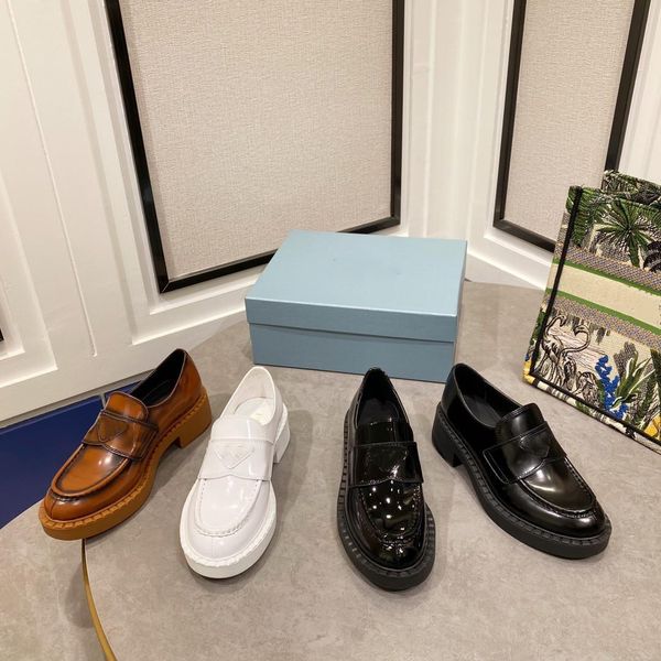 2021 luxury dress love women's shoes joker black and white 35-42 size contains boxes brand pr
2021 luxury dress love women's shoes joker black and white 35-42 size contains boxes brand pr