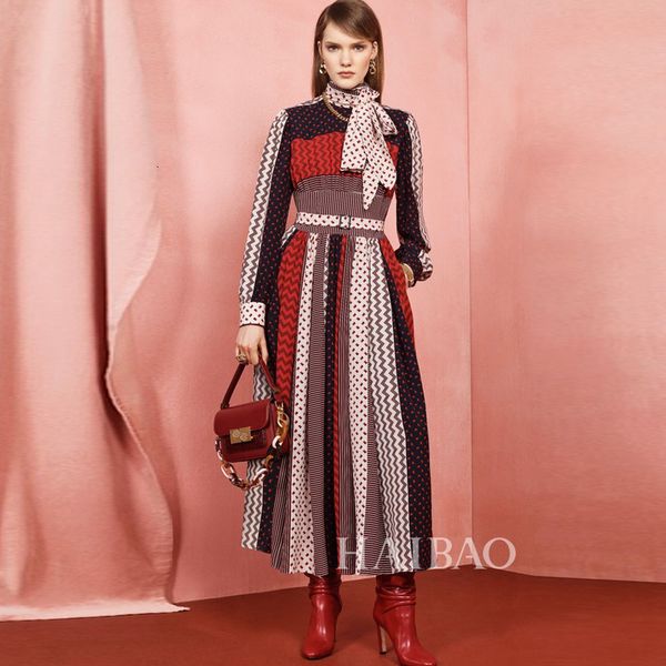 2021 Autumn Track New Style Print Long Sleeve Thin Retro Fit Mid Length Dress High Quality Women's Clothes Ksbu, Black;gray
2021 Autumn Track New Style Print Long Sleeve Thin Retro Fit Mid Length Dress High Quality Women's Clothes Ksbu, Black;gray