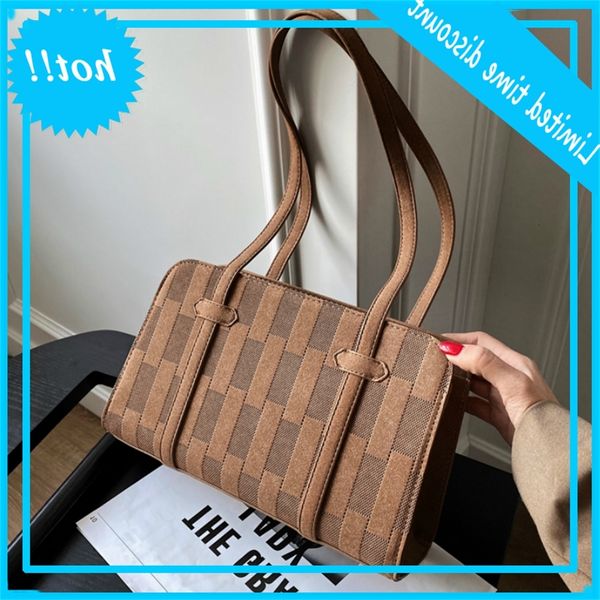 vintage square armpit pocket 2021 fashion new quality pu learn women designer handbag high capacity travel shoulder bag
vintage square armpit pocket 2021 fashion new quality pu learn women designer handbag high capacity travel shoulder bag