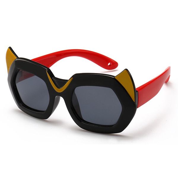 children cartoon ultraman for boys and girls sunscreen baby eye protection polarized sunglasses soft material fashion, White;black
children cartoon ultraman for boys and girls sunscreen baby eye protection polarized sunglasses soft material fashion, White;black