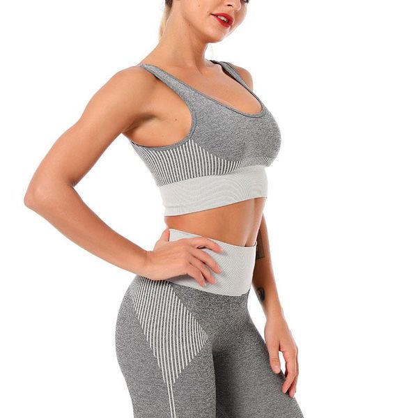 striped sports tight suit fitness seamless vest yoga female bra kg-218, Black;blue
striped sports tight suit fitness seamless vest yoga female bra kg-218, Black;blue
