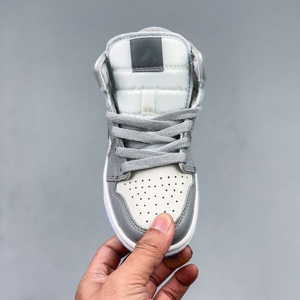2020 new boys and girls all-match high-children's shoes series casual personality basketball shoes board shoes ing, Black
2020 new boys and girls all-match high-children's shoes series casual personality basketball shoes board shoes ing, Black