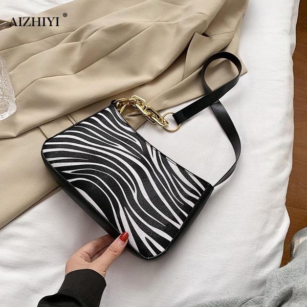 simply crossbody bags zebra printed pu leather shoulder messenger bag lady chain travel small handbags for women 2020
simply crossbody bags zebra printed pu leather shoulder messenger bag lady chain travel small handbags for women 2020