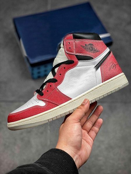 air authentic trophy room 1 high og sneakers chicago white varsity red sail black retro men women 1s outdoor sports shoes with box
air authentic trophy room 1 high og sneakers chicago white varsity red sail black retro men women 1s outdoor sports shoes with box