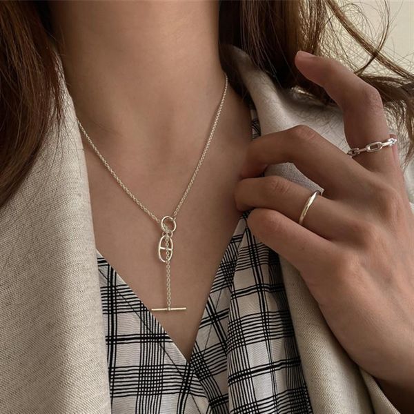 huanzhi 2021 new trendy retro metal geometric hollow irregular ot buckle round necklace clavicle choker for women jewelry gifts, Silver
huanzhi 2021 new trendy retro metal geometric hollow irregular ot buckle round necklace clavicle choker for women jewelry gifts, Silver