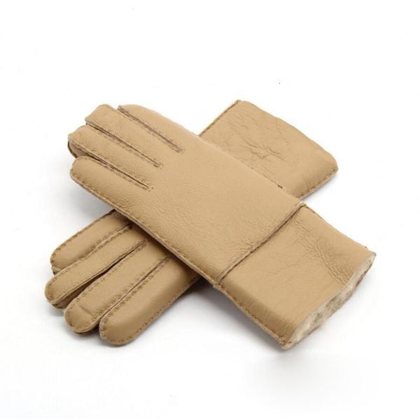 2020 winter warm 100% genuine leather gloves women mittens thick wool fur gloves mittens natural sheepskin solid color, Blue;gray
2020 winter warm 100% genuine leather gloves women mittens thick wool fur gloves mittens natural sheepskin solid color, Blue;gray