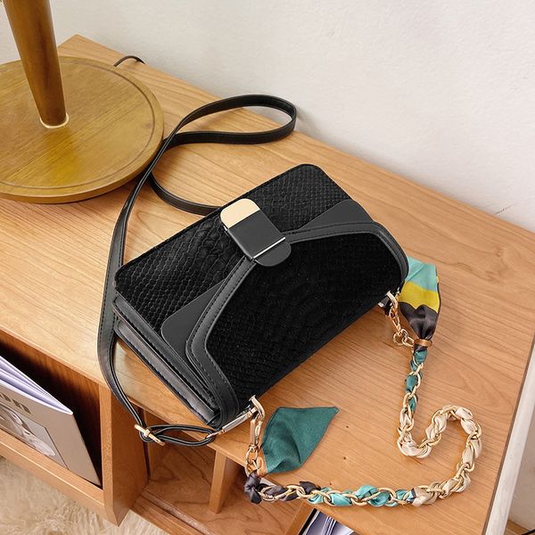 crocodile pattern small square 2020 new ins fashion women's net red silk scarf armpit bag single shoulder messenger c1114
crocodile pattern small square 2020 new ins fashion women's net red silk scarf armpit bag single shoulder messenger c1114