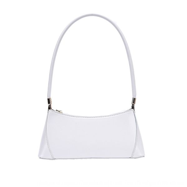 women's autumn and winter parcel new parcel autumn winter 2019 new korean lingge embroidered bag with lock lock and versatile single sh
women's autumn and winter parcel new parcel autumn winter 2019 new korean lingge embroidered bag with lock lock and versatile single sh