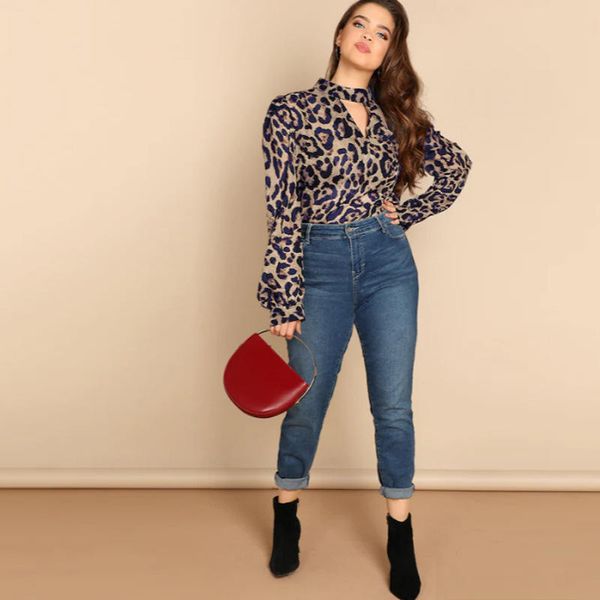 womens spring casual loose lightweight leopard printing v neckline long sleeve blouse ladies fashion plus size chiffon t-shirts, White
womens spring casual loose lightweight leopard printing v neckline long sleeve blouse ladies fashion plus size chiffon t-shirts, White