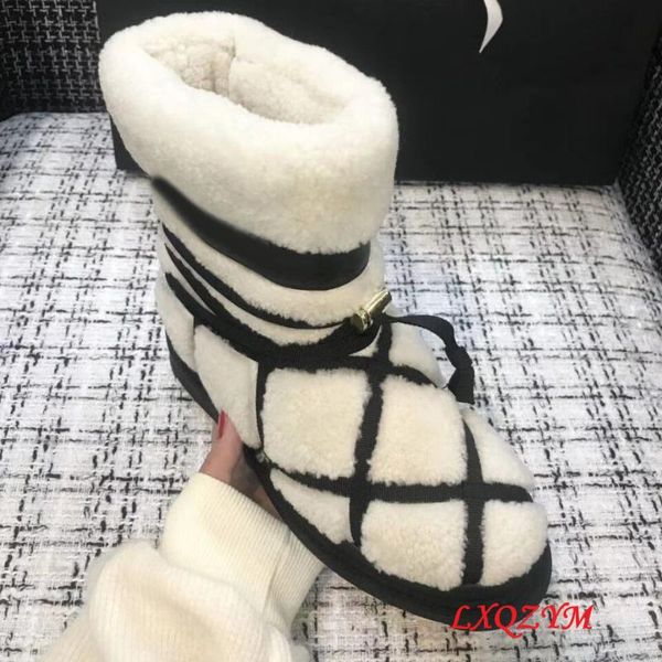 luxury brands winter women platform ankle shoes 2021 new genuine leather warm wool martin boots, Black
luxury brands winter women platform ankle shoes 2021 new genuine leather warm wool martin boots, Black