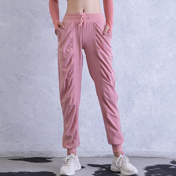 running pants 2021 arrival women sports stretchy loose harem with pockets solid color cycling workout fitness leggings, Black;blue
running pants 2021 arrival women sports stretchy loose harem with pockets solid color cycling workout fitness leggings, Black;blue
