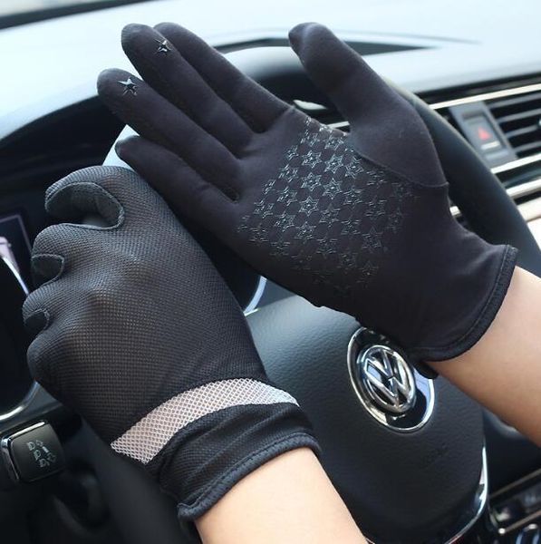men' spring summer thin elastic striped short gloves male summer sunscreen full palm touchscreen driving glove r1243 201020, Blue;gray
men' spring summer thin elastic striped short gloves male summer sunscreen full palm touchscreen driving glove r1243 201020, Blue;gray