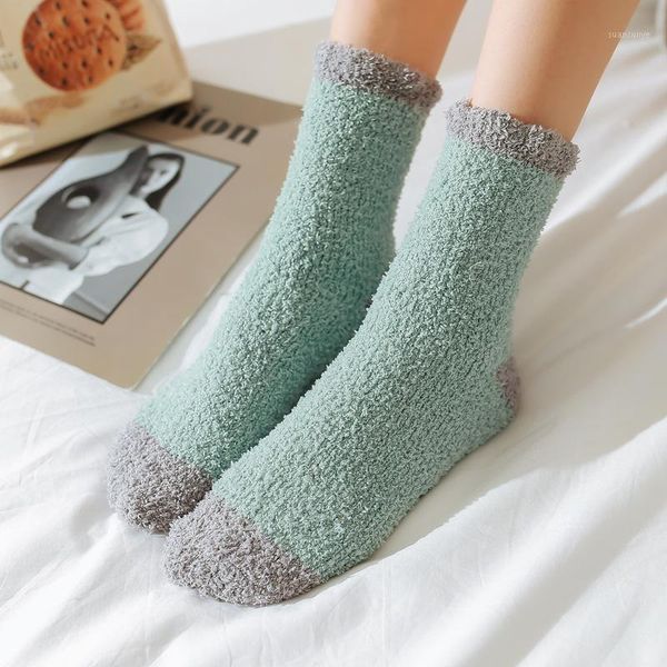 5 pcs autumn and winter solid color coral velvet floor socks plus velvet thick warm snow socks sleep confinement1, Black;white
5 pcs autumn and winter solid color coral velvet floor socks plus velvet thick warm snow socks sleep confinement1, Black;white
