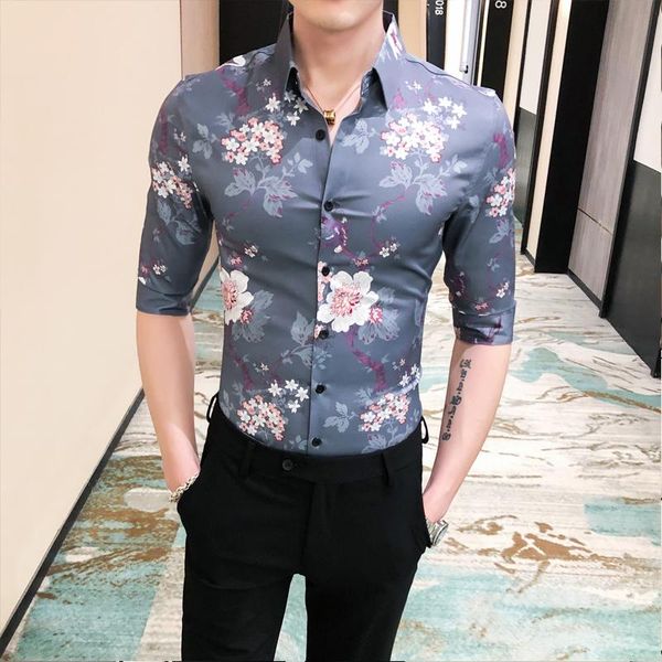 men's casual shirts floral shirt personality print slim short sleeve blouse male fashion wild spring arrival, White;black
men's casual shirts floral shirt personality print slim short sleeve blouse male fashion wild spring arrival, White;black