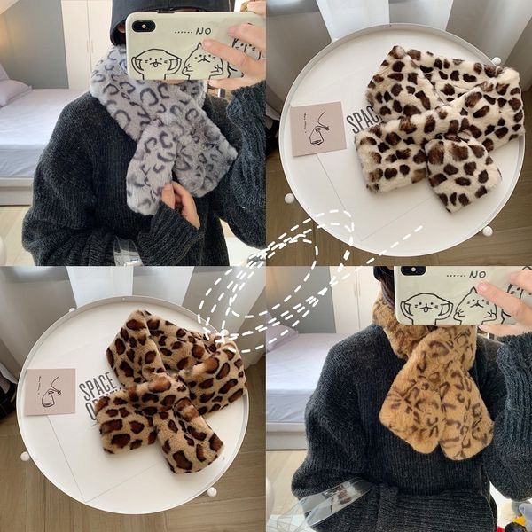 autumn and winter warm leopard print scarf for women short sweet lovely set hair collar neck korean version of student tide net red, Blue;gray
autumn and winter warm leopard print scarf for women short sweet lovely set hair collar neck korean version of student tide net red, Blue;gray