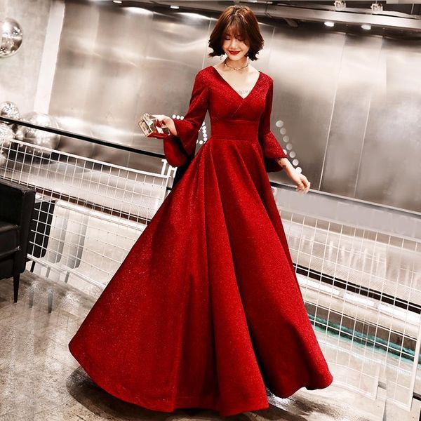 party qipao dark red bride robe clothes flare long sleeve dress v-neck cheongsam oriental womens wedding chinese style dress1
party qipao dark red bride robe clothes flare long sleeve dress v-neck cheongsam oriental womens wedding chinese style dress1