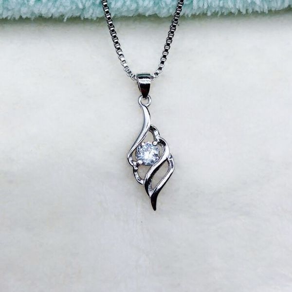 luxury jewelry accessories heart pendant 925 sterling silver chains necklaces copper plated silver necklace
luxury jewelry accessories heart pendant 925 sterling silver chains necklaces copper plated silver necklace