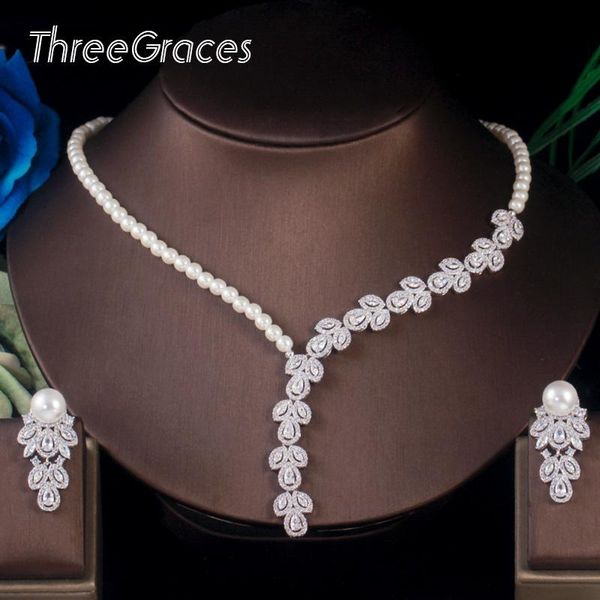 threegraces delicate cubic zirconia pave women wedding leaf simulated pearl big necklace and earrings bridal jewelry sets tz540, Silver
threegraces delicate cubic zirconia pave women wedding leaf simulated pearl big necklace and earrings bridal jewelry sets tz540, Silver
