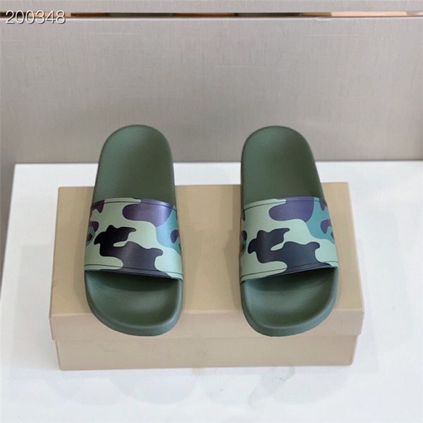 2022mens and womens plaid slippers camouflage retro streamline slippers daily fashion classic flat bottom sandals, Black
2022mens and womens plaid slippers camouflage retro streamline slippers daily fashion classic flat bottom sandals, Black