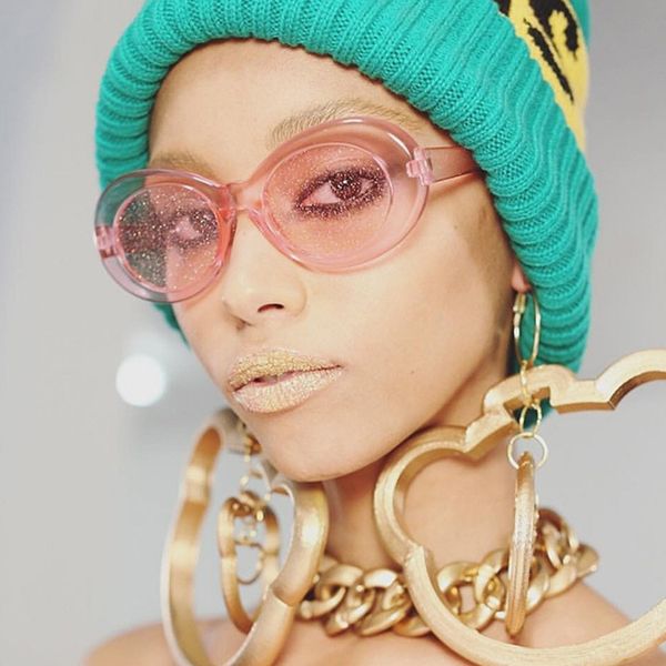 candy 1pcs oval clear men women colorful sun glasses sequin eyewear fashion driver goggles sports fishing sunglasses
candy 1pcs oval clear men women colorful sun glasses sequin eyewear fashion driver goggles sports fishing sunglasses