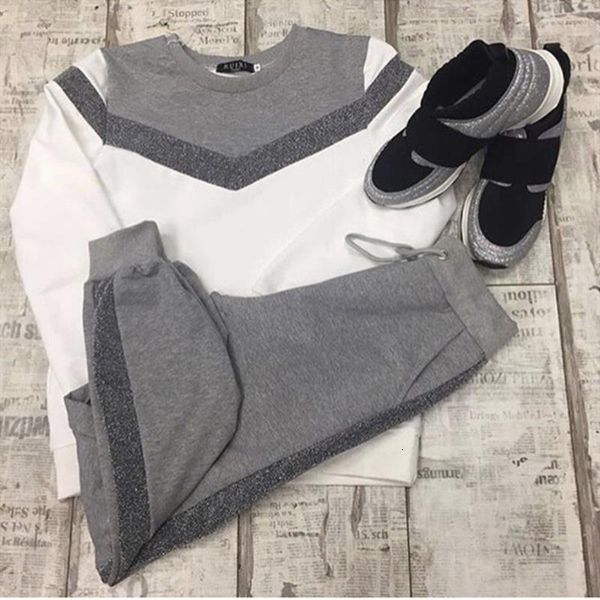 women's tracksuits spring autumn long sleeve pullover sweatshirt two piece set fashion type v stitching sporting suit female, Gray
women's tracksuits spring autumn long sleeve pullover sweatshirt two piece set fashion type v stitching sporting suit female, Gray