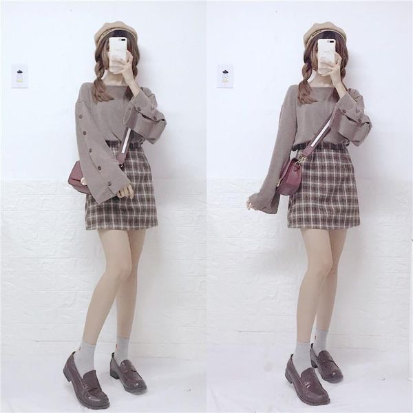 sweet women's 2pcs set: flare sleeves knitwear shirt+brown plaid a-line mini skirt cute autumn winter spring women fashion girl1, White
sweet women's 2pcs set: flare sleeves knitwear shirt+brown plaid a-line mini skirt cute autumn winter spring women fashion girl1, White