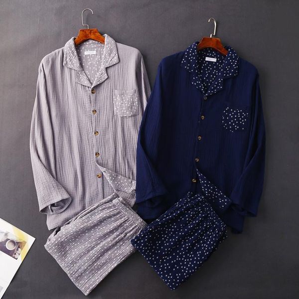 men's sleepwear 2021 fashion autumn style crepe gauze suit collar buttoned pajamas set long-sleeved trousers home wear two pieces, Black;brown
men's sleepwear 2021 fashion autumn style crepe gauze suit collar buttoned pajamas set long-sleeved trousers home wear two pieces, Black;brown