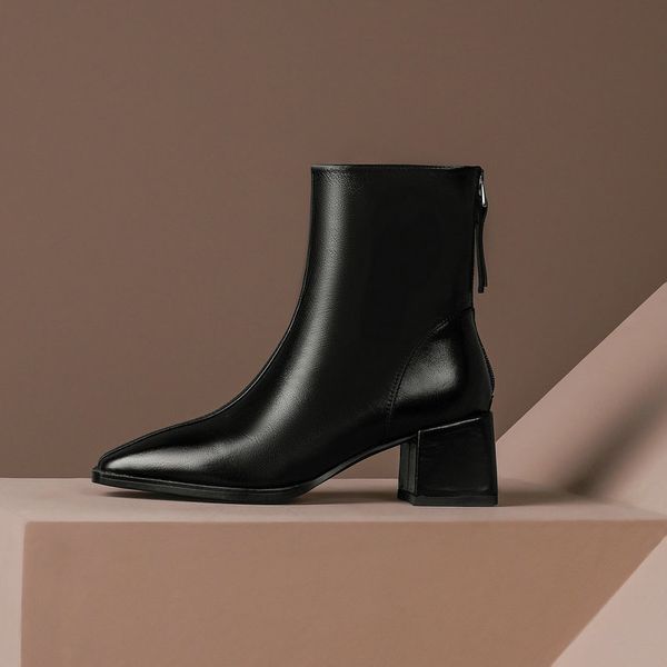 2021 new toe concise ankle quality cow leather short boots zipper square high heel women shoes size 34-39 47kd, Black
2021 new toe concise ankle quality cow leather short boots zipper square high heel women shoes size 34-39 47kd, Black