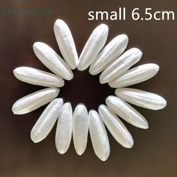 7/9/11cm white foam lily bud nylon stocking flower accessories lily stamen silk flower material making wedding decoration1
7/9/11cm white foam lily bud nylon stocking flower accessories lily stamen silk flower material making wedding decoration1