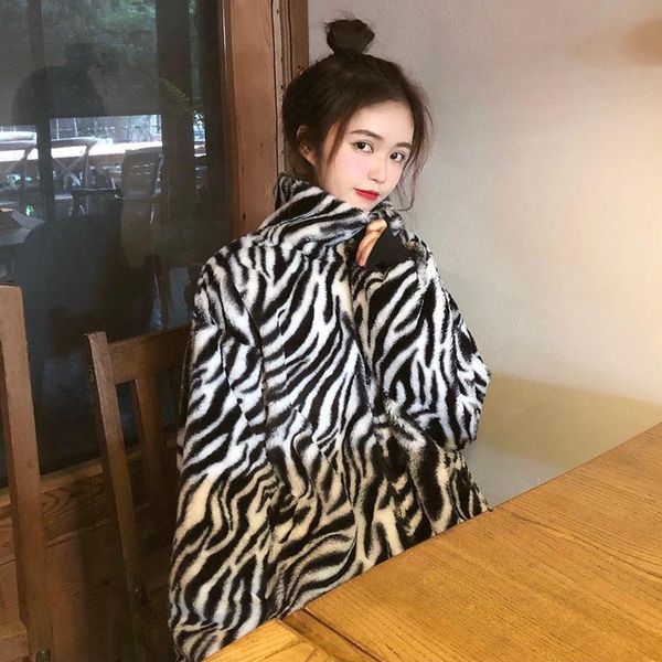 women's jackets 2021 zebra print sweatshirt loose long-sleeved plush zipper cardigan winter clothes women, Black;brown
women's jackets 2021 zebra print sweatshirt loose long-sleeved plush zipper cardigan winter clothes women, Black;brown